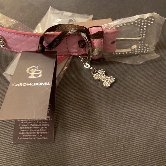 Chrome Bones 18-22” NWT CB Mini Quilt Leather Dog Collar with Heart Keychain, - Picture 3 of 4